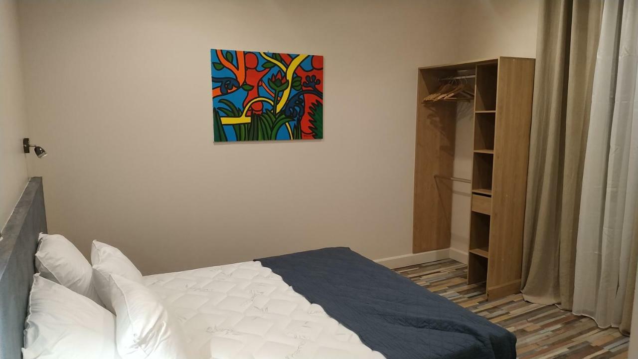 Cote Chambre Hyeres Exterior photo
